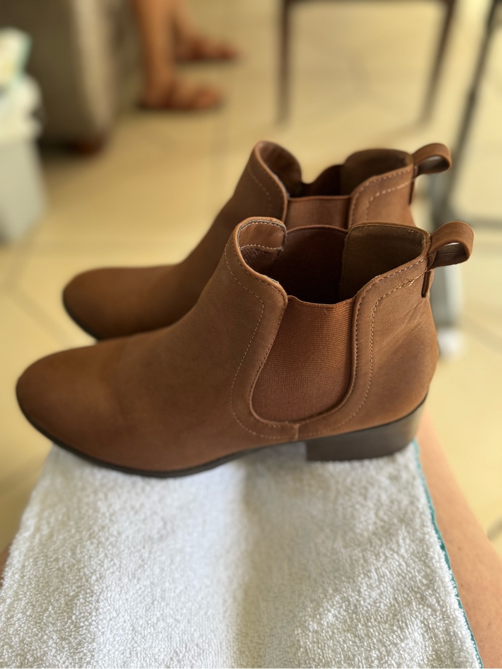Women's Brown Chelsea Boots - Classic Slip-On Ankle Boot